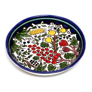 DEEP ARMENIAN 7 SPECIES SAUCER 12 CM.