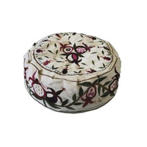 POMEGRANATES EMBROIDERED WHITE HAT