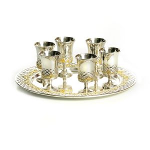 SILVER/GOLD PLATED LIQUAR SET WITH 6 SMALL CUPS AND TRAY