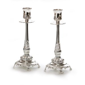 PR.CANDLESTICK SP. SQUARE BASE 22 CM.